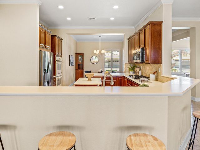 2695 Kingfisher Ln, Lincoln, CA 95648