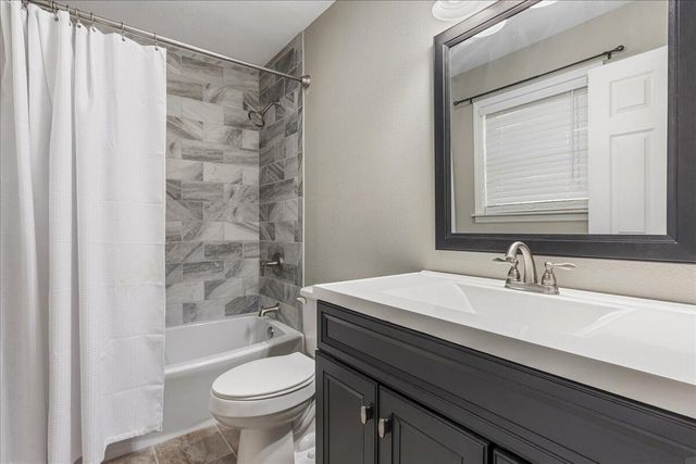 1217 Cedar Lane, Etowah, TN 37331