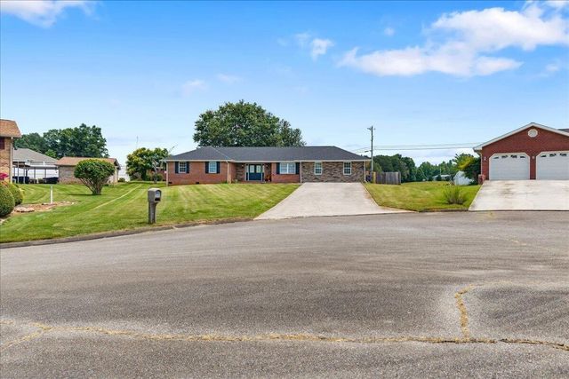 1217 Cedar Lane, Etowah, TN 37331
