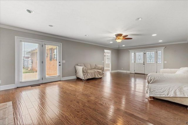 1217 Cedar Lane, Etowah, TN 37331