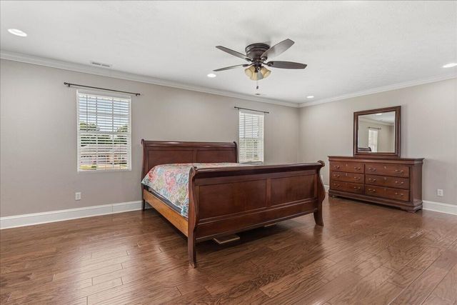1217 Cedar Lane, Etowah, TN 37331