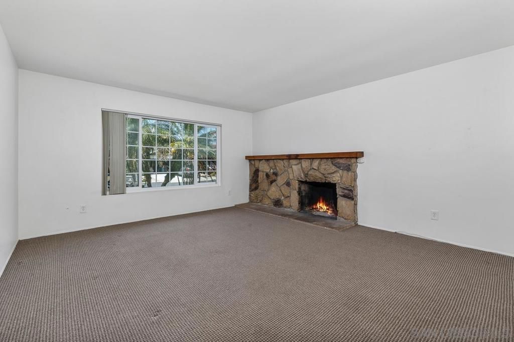 Image 5 of property listing at 1183 Thalia St, San Diego, CA 92154