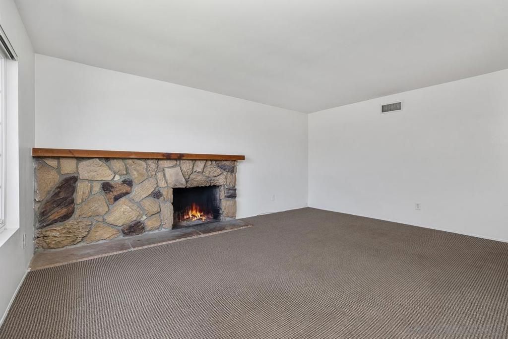 Image 8 of property listing at 1183 Thalia St, San Diego, CA 92154