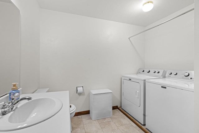 2936 BLUE MOON DRIVE, Green Bay, WI 54311
