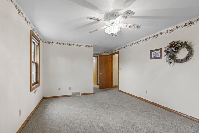 2936 BLUE MOON DRIVE, Green Bay, WI 54311