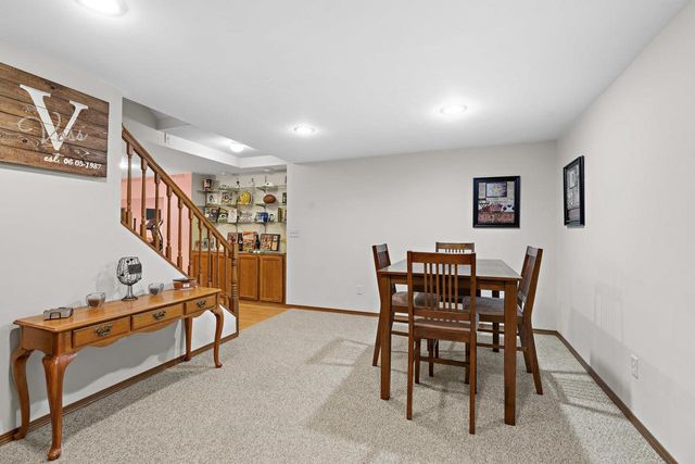 2936 BLUE MOON DRIVE, Green Bay, WI 54311