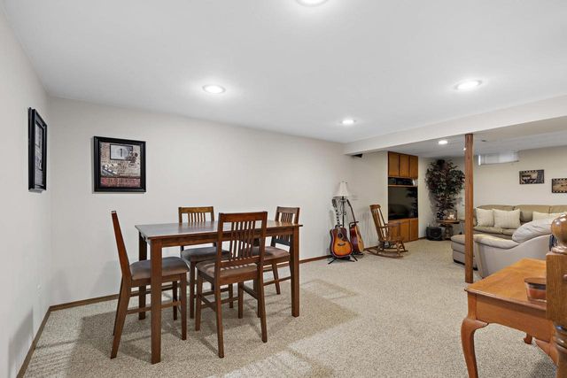 2936 BLUE MOON DRIVE, Green Bay, WI 54311