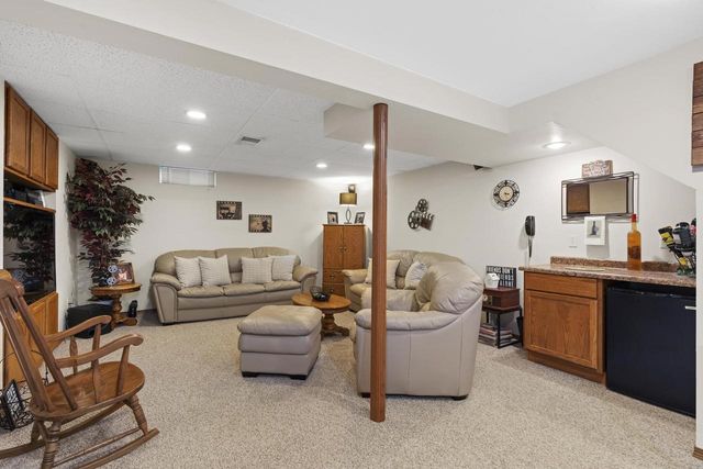 2936 BLUE MOON DRIVE, Green Bay, WI 54311