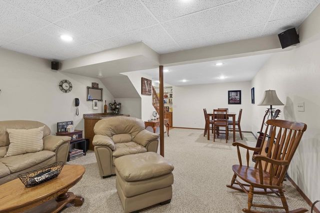 2936 BLUE MOON DRIVE, Green Bay, WI 54311