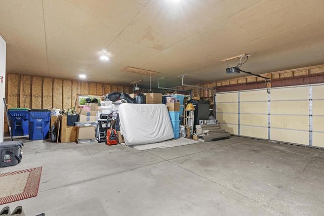 2936 BLUE MOON DRIVE, Green Bay, WI 54311