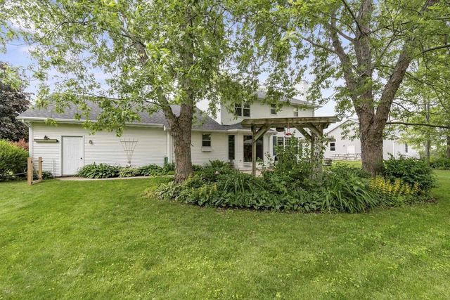 2936 BLUE MOON DRIVE, Green Bay, WI 54311