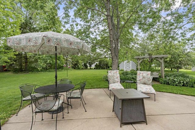 2936 BLUE MOON DRIVE, Green Bay, WI 54311