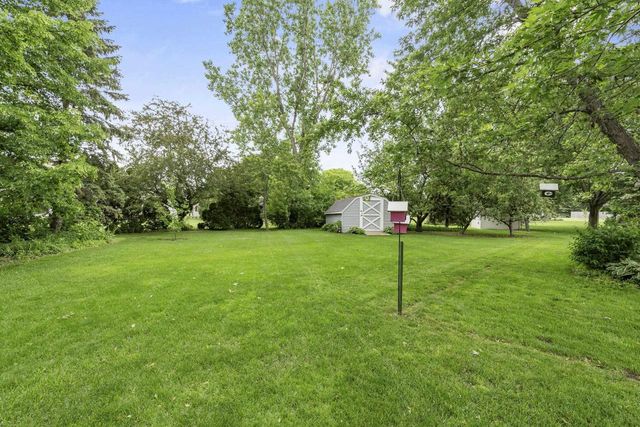 2936 BLUE MOON DRIVE, Green Bay, WI 54311