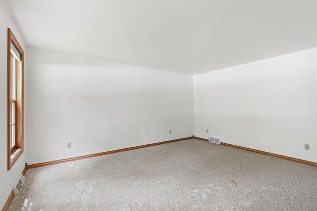 2936 BLUE MOON DRIVE, Green Bay, WI 54311