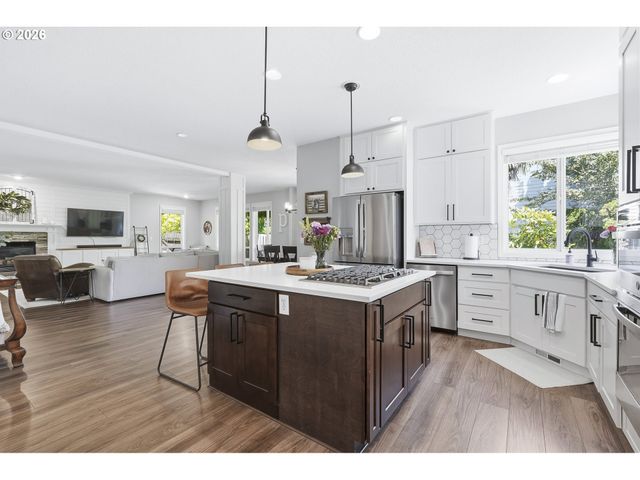 17499 Sw KINGLET Dr, Sherwood, OR 97140