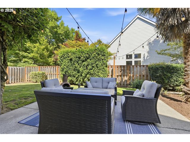 17499 Sw KINGLET Dr, Sherwood, OR 97140