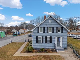 596 Metacom Avenue, Warren, RI 02885