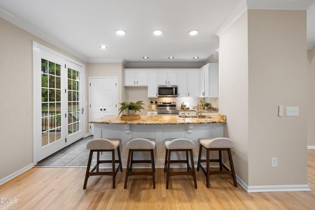 711 Midsummer Lane, Apex, NC 27502