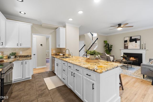 711 Midsummer Lane, Apex, NC 27502