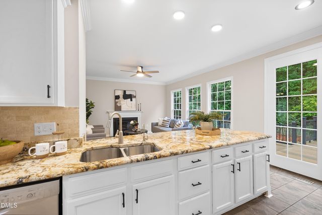 711 Midsummer Lane, Apex, NC 27502