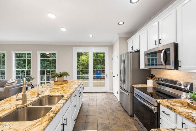 711 Midsummer Lane, Apex, NC 27502