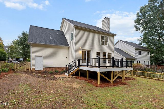 711 Midsummer Lane, Apex, NC 27502