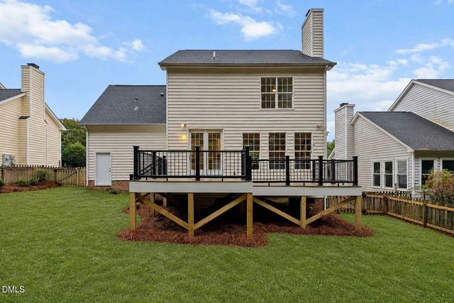 711 Midsummer Lane, Apex, NC 27502