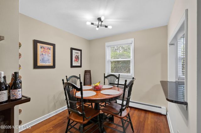 11 Manor Drive 111, Red Bank, NJ 07701