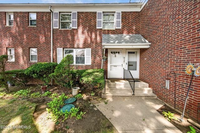 11 Manor Drive 111, Red Bank, NJ 07701