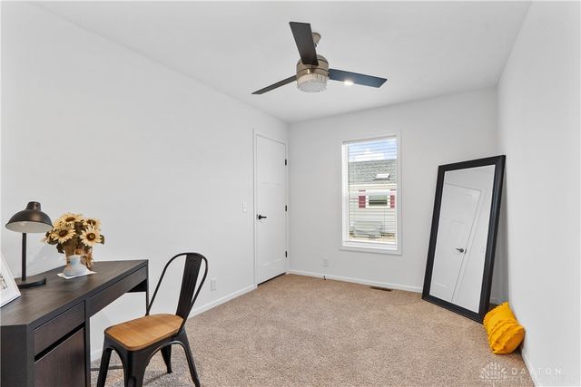 479 Park Hills Crossing 17, Fairborn, OH 45324