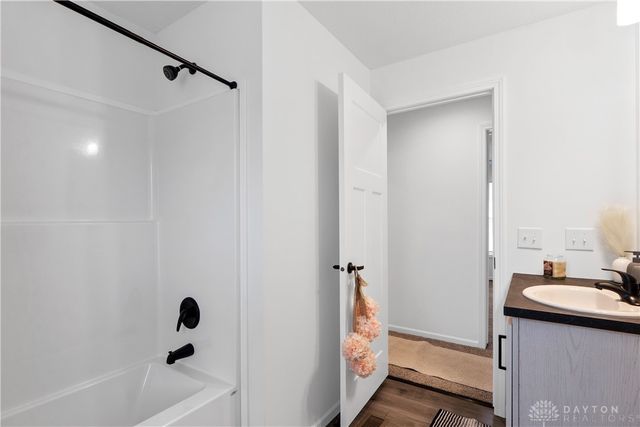 479 Park Hills Crossing 17, Fairborn, OH 45324