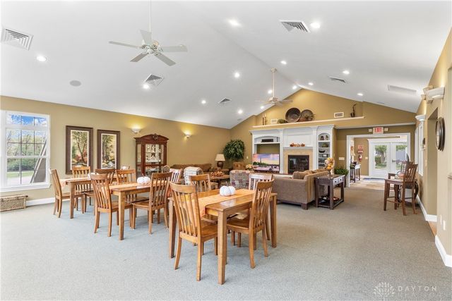 479 Park Hills Crossing 17, Fairborn, OH 45324