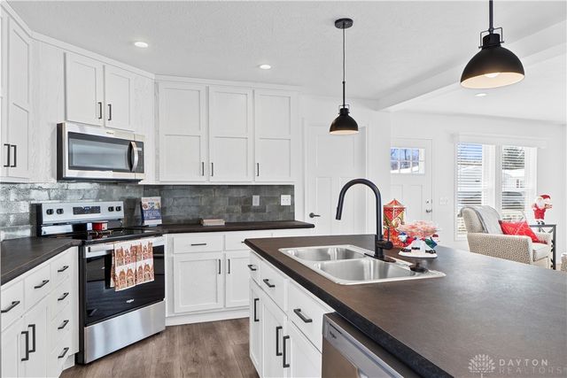 479 Park Hills Crossing 17, Fairborn, OH 45324