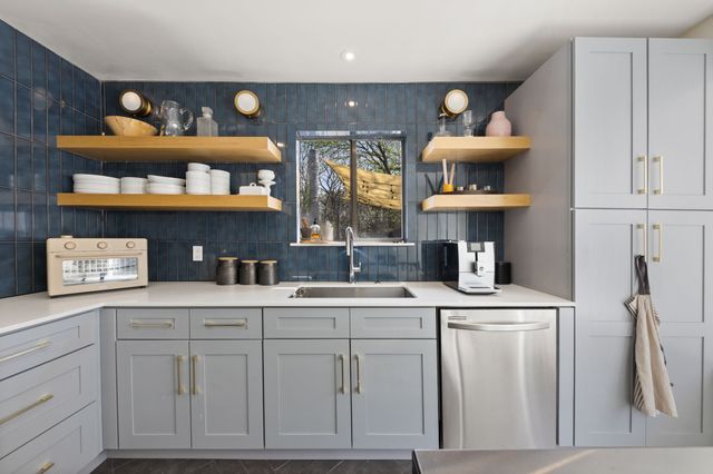 4932 Hollow Ridge, Dallas, TX 75227