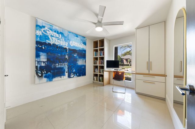 4932 Hollow Ridge, Dallas, TX 75227