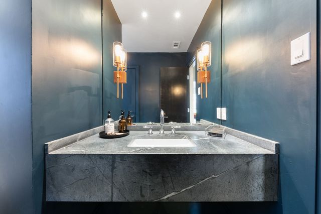 4932 Hollow Ridge, Dallas, TX 75227