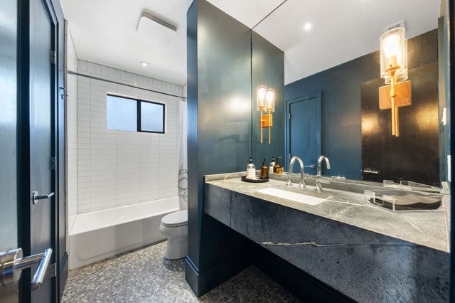 4932 Hollow Ridge, Dallas, TX 75227