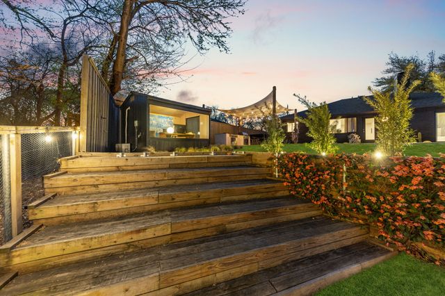 4932 Hollow Ridge, Dallas, TX 75227