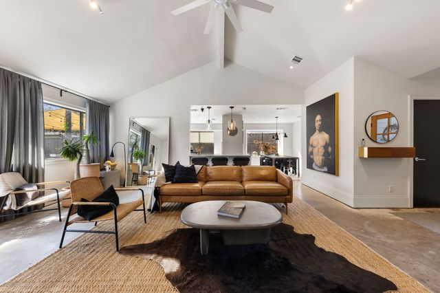 4932 Hollow Ridge, Dallas, TX 75227