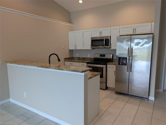 2805 SW 8th PL 2807, Cape Coral, FL 33914