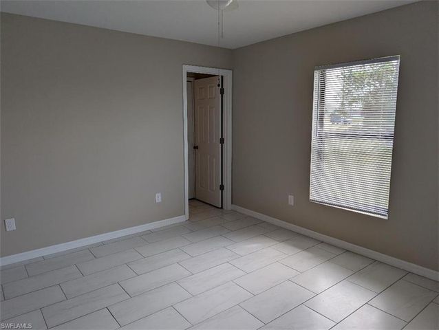2805 SW 8th PL 2807, Cape Coral, FL 33914