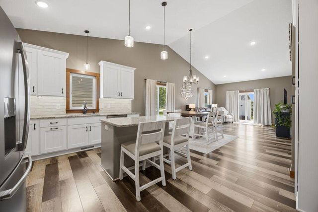 676 16th Street S, Sartell, MN 56377