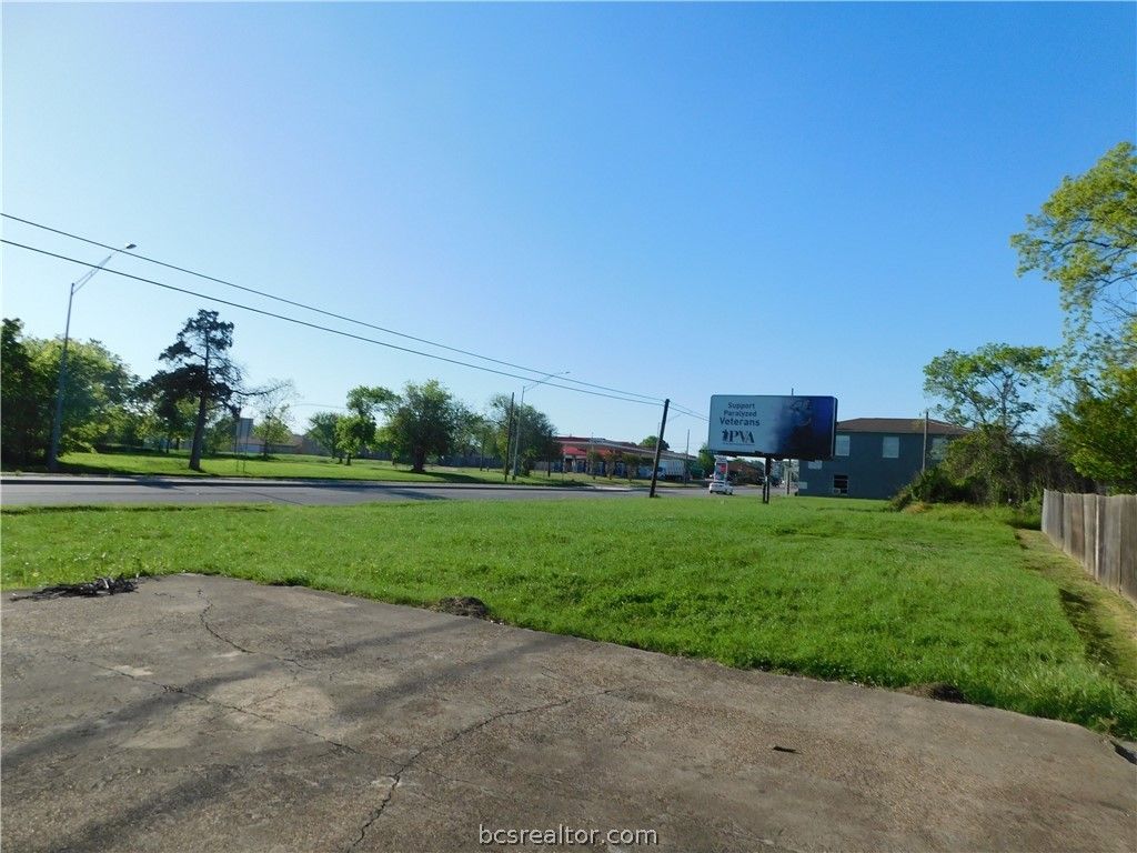 904 & 908 North Texas, Bryan, TX 77803 — photo 2