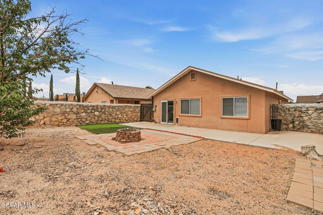 3424 Tierra Cobre Drive, El Paso, TX 79938