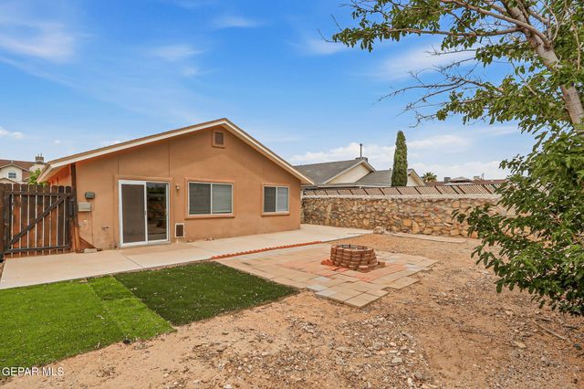 3424 Tierra Cobre Drive, El Paso, TX 79938