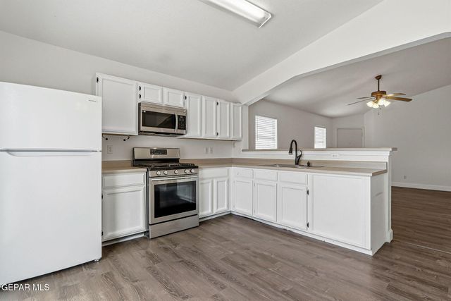 3424 Tierra Cobre Drive, El Paso, TX 79938