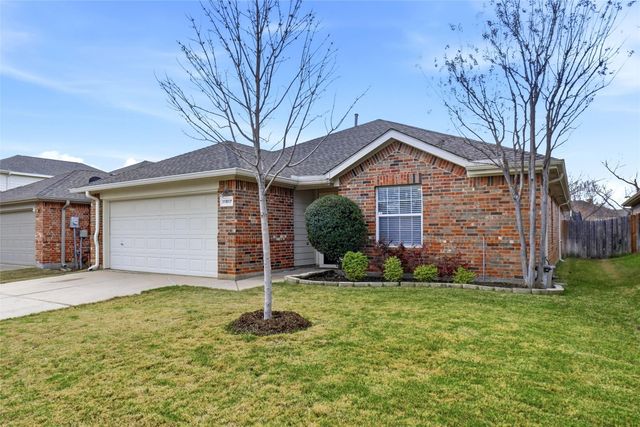 11917 Hickory Circle, Fort Worth, TX 76244