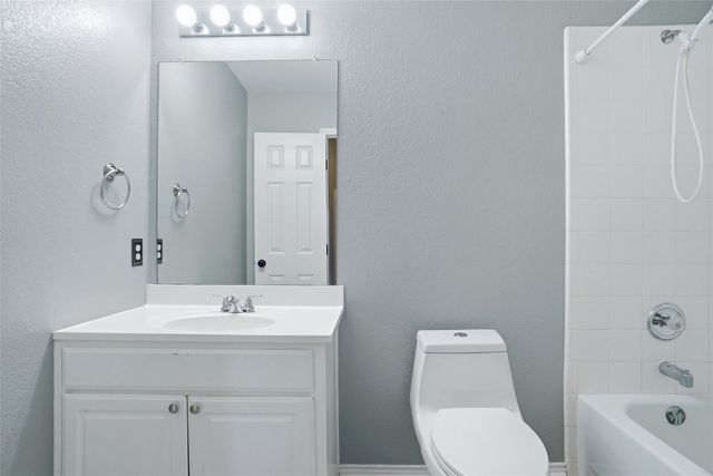 11917 Hickory Circle, Fort Worth, TX 76244