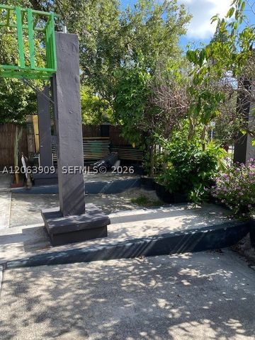 6010 NE 2nd Ave, Miami, FL 33137