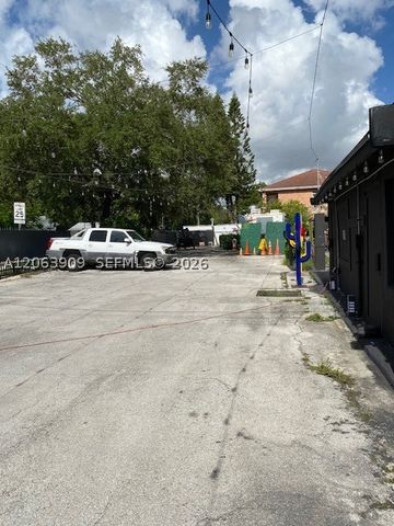 6010 NE 2nd Ave, Miami, FL 33137